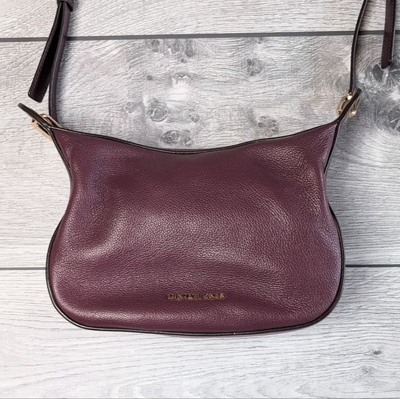 Michael Kors Raven Medium Messenger Crossbody Handbag - Picture 2 of 6